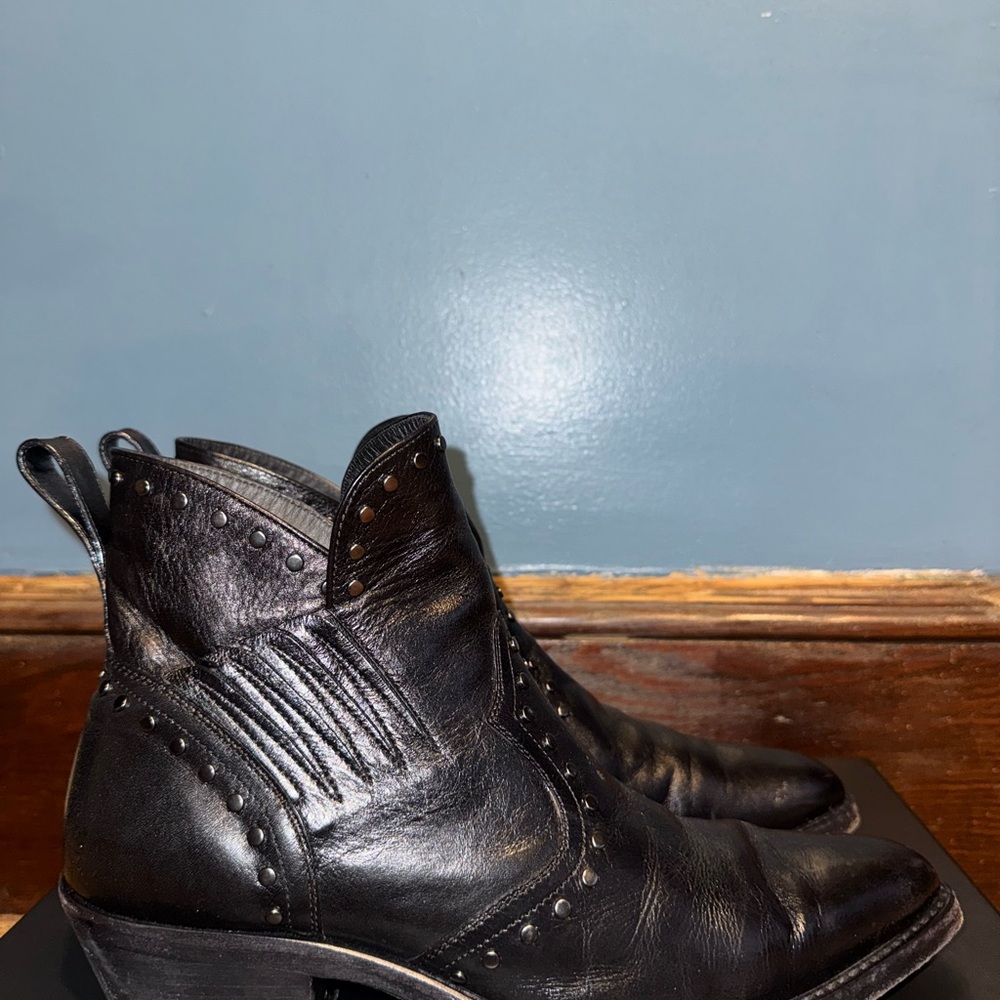 Saint Laurent Black Leather Western Boots